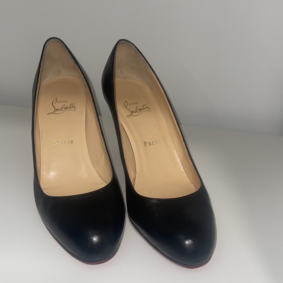 Christian Louboutin simple pump 39 - Picture 3 of 8